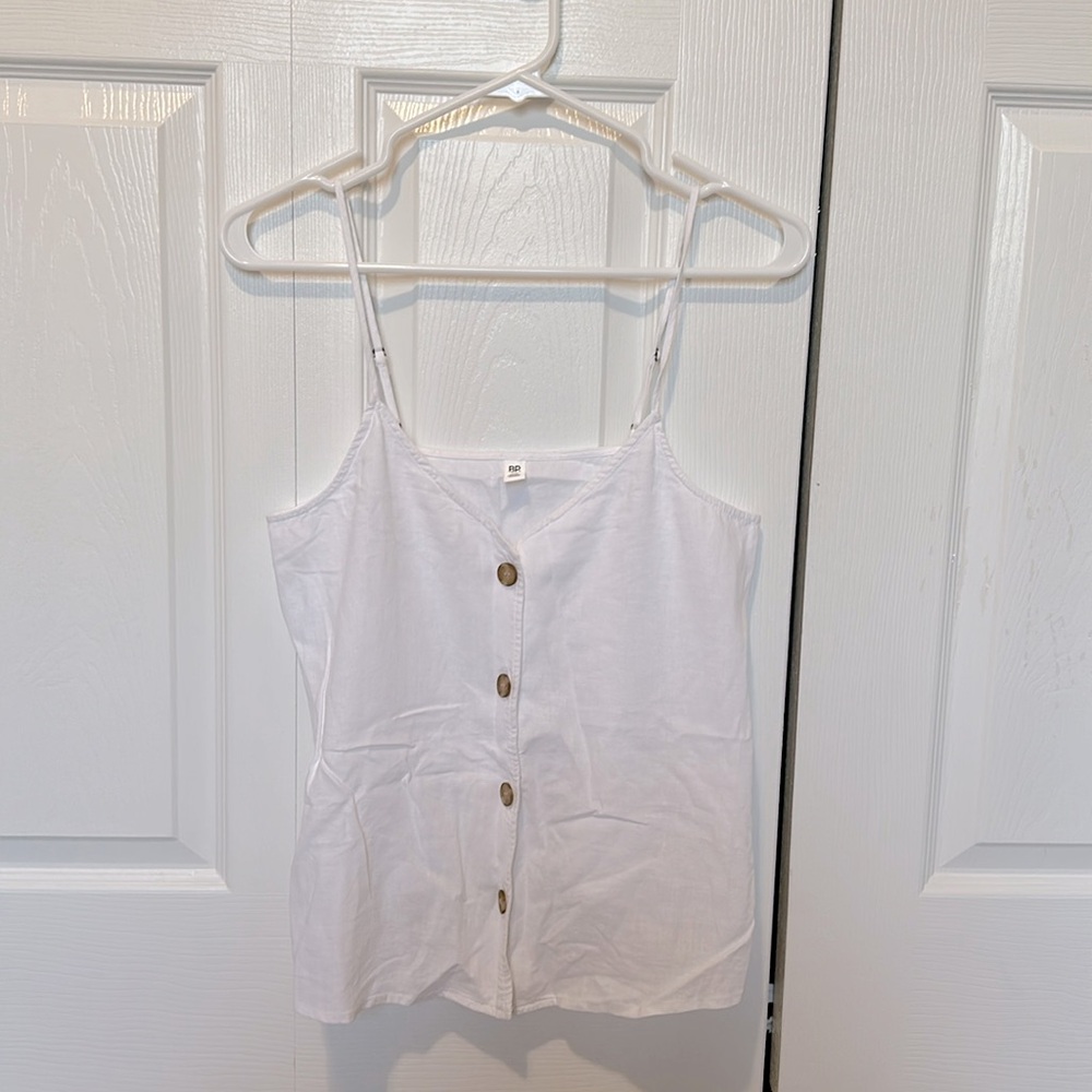 BP linen tank top